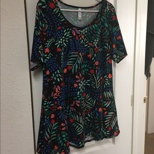 Lularoe XL classic tee