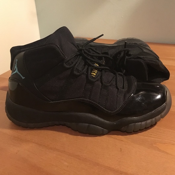 Air Jordan Gamma 11 (GS) - Picture 2 of 5