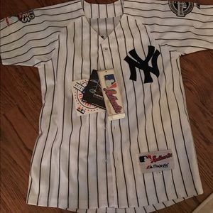 Youth large Yankees jersey