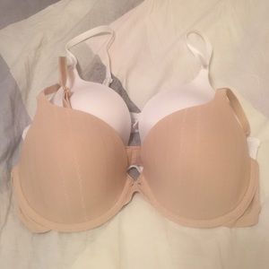 2 Lily of France 34C Bras