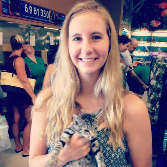 Meet your Posher, Emily