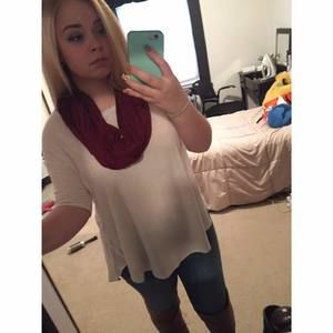 Meet your Posher, Ashley