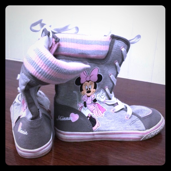Minnie Mouse girls shoes