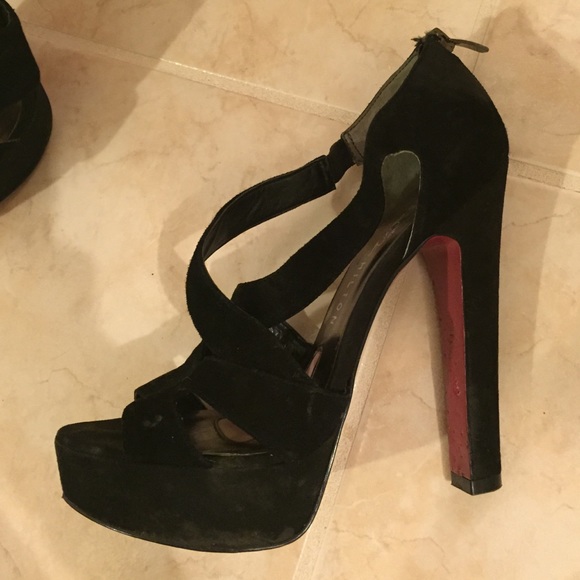 Size 8 Paris Hilton heels