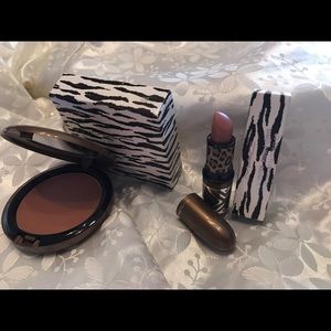 Mac bronzing powder (Solar Richie A29) & Lip Stick