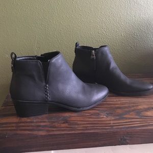 Target brand Sam&Libby black ankle booties