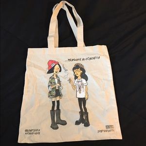 Dimepiece Coachella tote