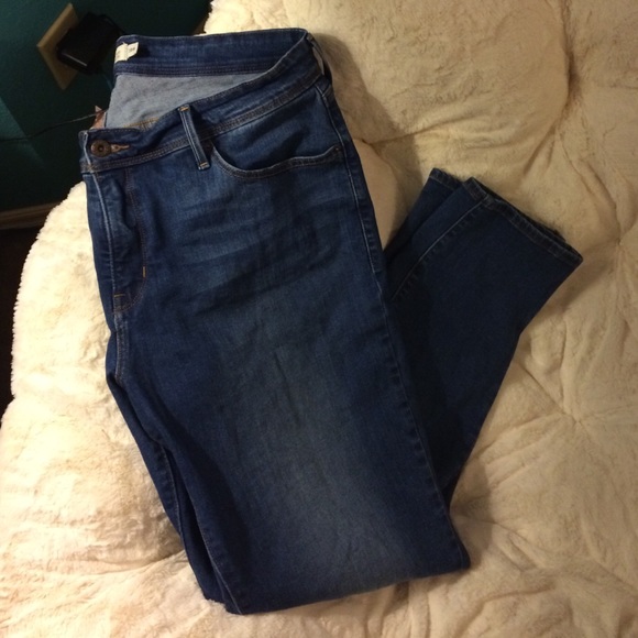 Medium wash Skinny jeans