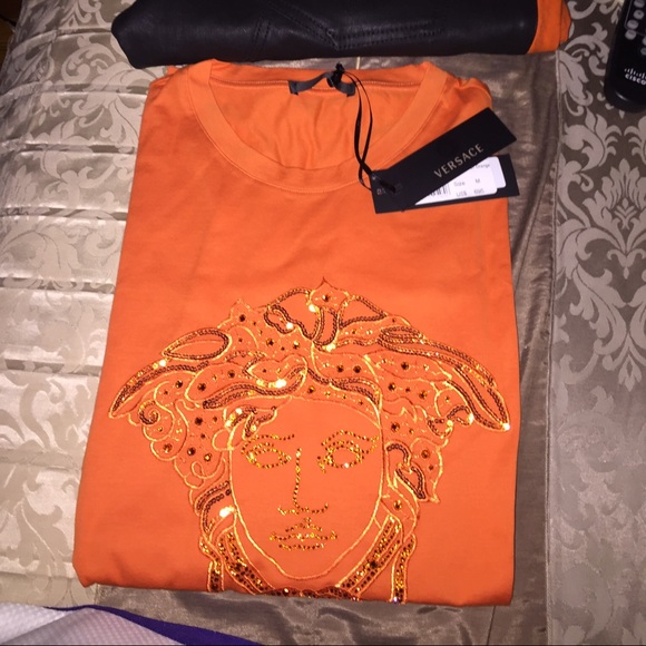 100% authentic Versace men's t shirt