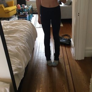 Lululemon pants, navy blue