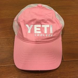 Yeti Coolers Hat