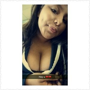 Meet your Posher, Nuvia