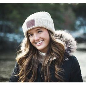 Love your melon natural cuffed beanie