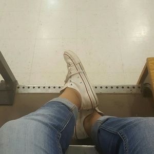 Meet your Posher, Isabel