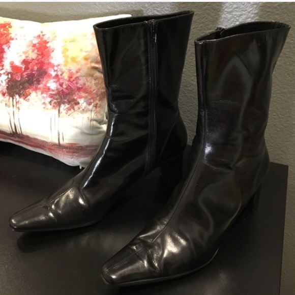 Nine West boots - Picture 1 of 4