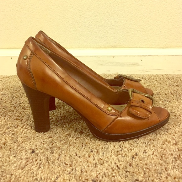 Nicole - Open toed heels