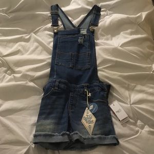 Overall shorts