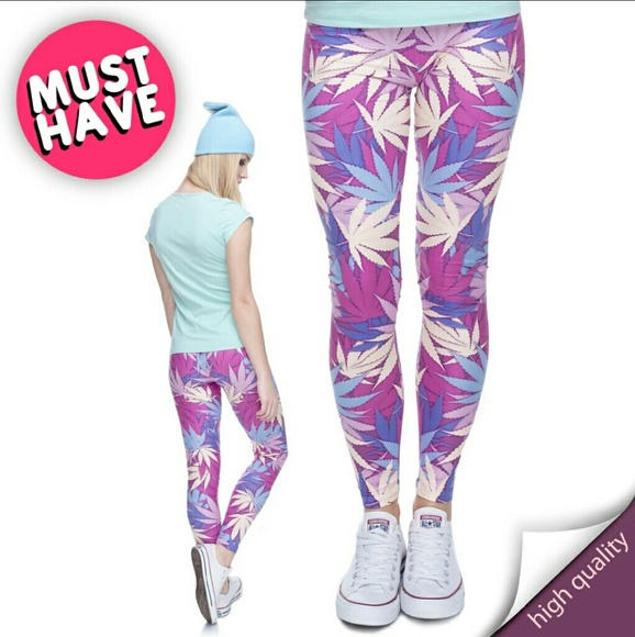 Pants - Last Pair! NEW Weed Leaf Leggings