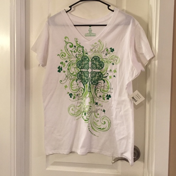 st Patrick day tee shirt - new with tags