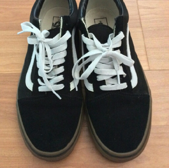 Vans - Picture 2 of 2