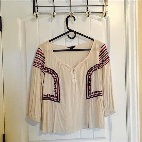American Eagle embroidered peasant shirt