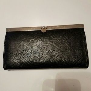 Black Clutch Walet