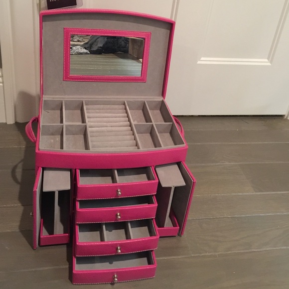 pink jewelry box