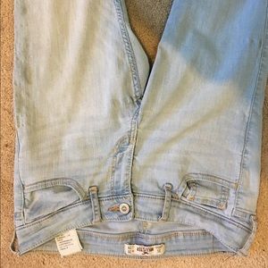 Light acid wash hollister Jeans Size: 3s