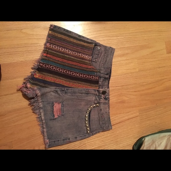 Urban Outfitters high waisted denim shorts - Picture 1 of 4