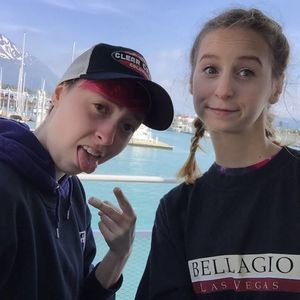 Meet your Posher, Claudia