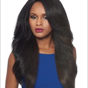 Brand new Nyeesha wig color 2.