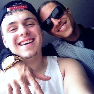 Meet your Posher, Troy