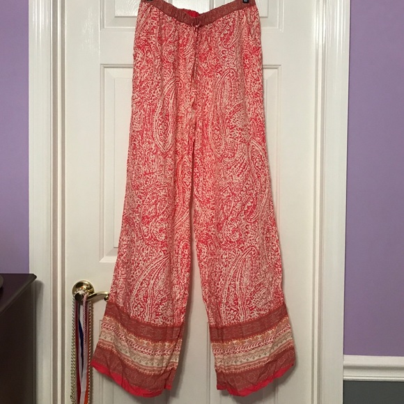 Coral patterned pants