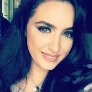 Meet your Posher, Jasmine