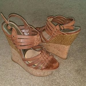 Bakers platform wedge sandals size 8.5