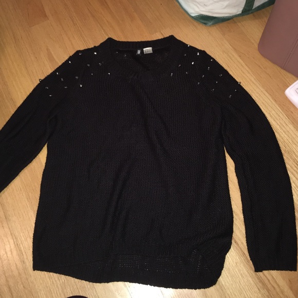H&M black sweater with studded shoulders
