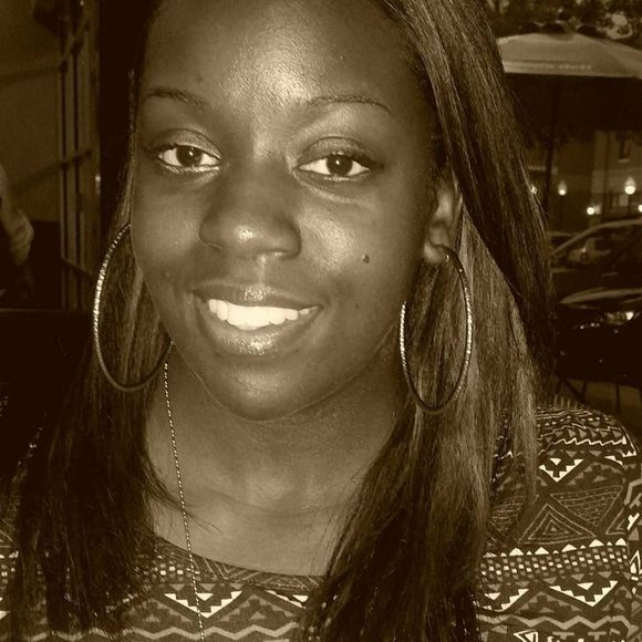 Meet your Posher, Tabitha - Picture 1 of 1