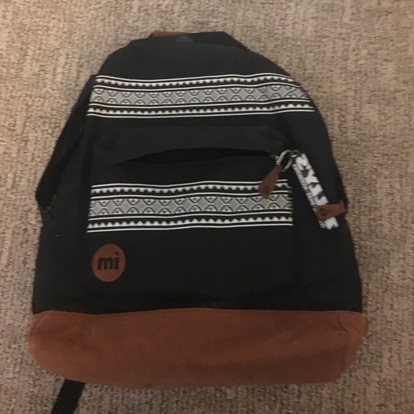 Mi backpack . Black with tribal design