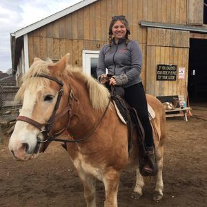 Meet your Posher, Caroline