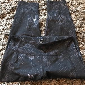 Champion workout capris size small