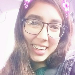 Meet your Posher, Natalie