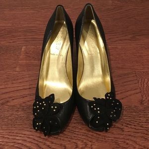 Black Jcrew peep toe heels w/gold flower accents