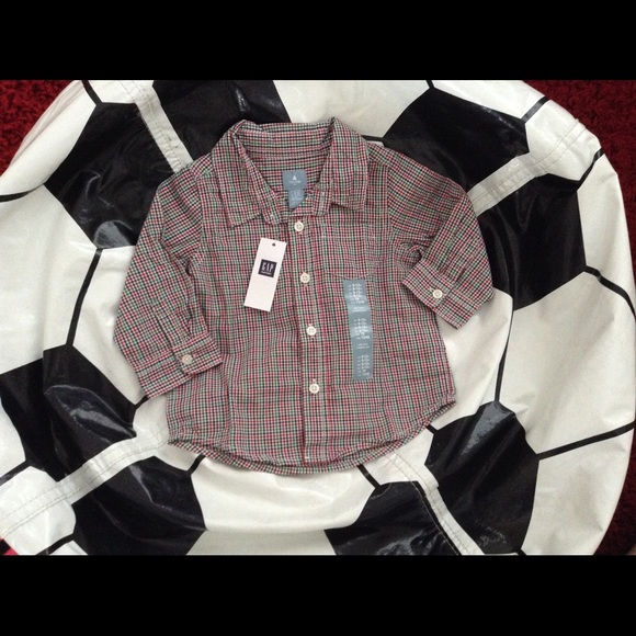 ⚽️ sweet Baby Gap sweater 6-12M ⚽️