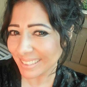 Meet your Posher, Sylvia