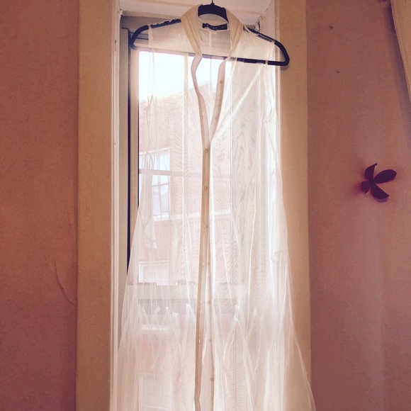 White Mesh w/Lace Tunic