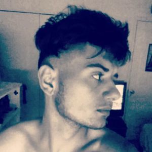 Meet your Posher, Tomas