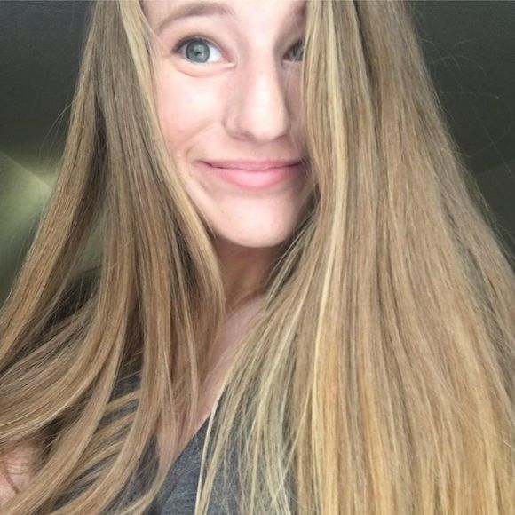 Meet your Posher, Hannah