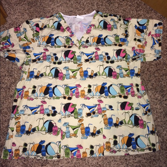 ⭐️ XL Scrub top