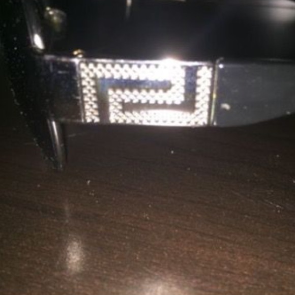 Versace Sunglasses with case - Picture 3 of 3