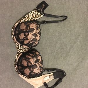 Victoria secret bra size 34D